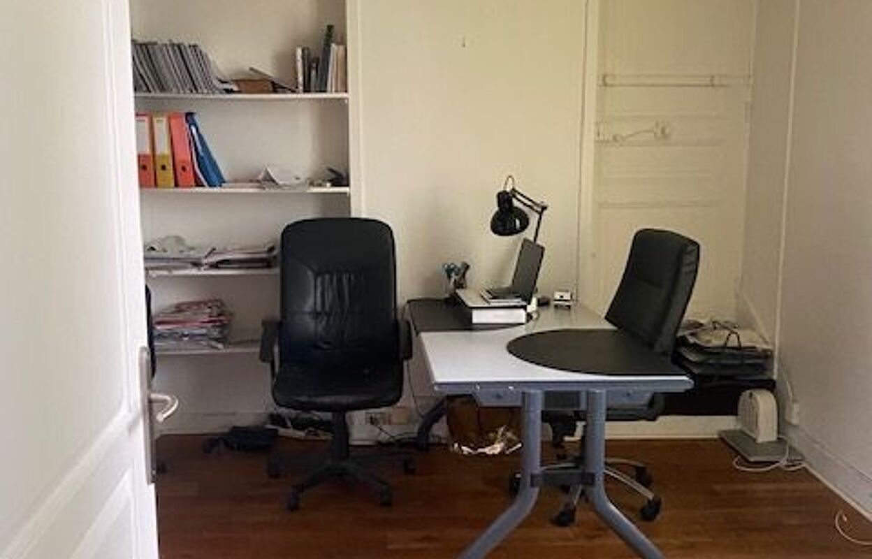 bureau 2 pièces 37 m2 à louer à Paris 10 (75010)