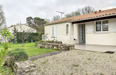 vente maison 299 900 € à proximité de Saint-Coutant-le-Grand (17430)