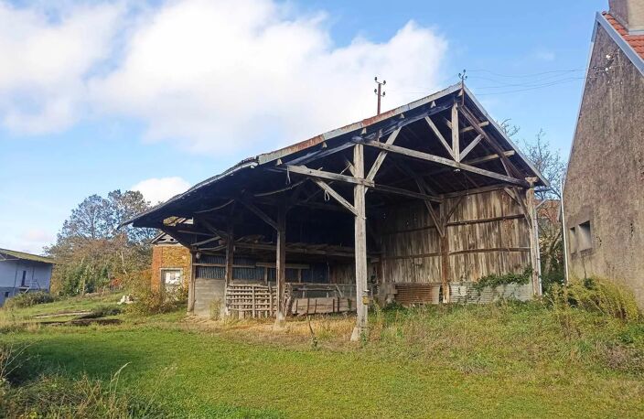 MAISON DE CAMPAGNE avec hangar, abri et terrain — photo 3