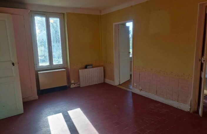MAISON DE CAMPAGNE avec hangar, abri et terrain — photo 5