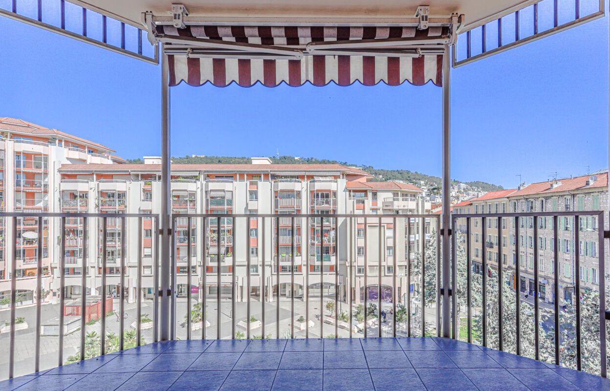 appartement 3 pièces 74 m2 à vendre à Nice (06300)