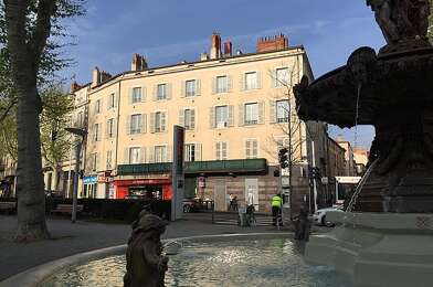 Appartement 5 pièces 1080 €