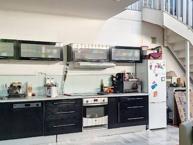 LA SEYNE SUR MER : loft 6 pièces (170 m²) en vente avec grand garage — photo 1