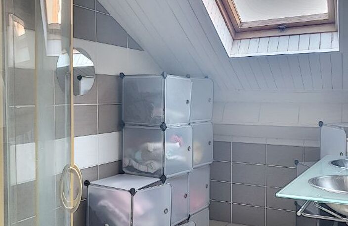 LA SEYNE SUR MER : loft 6 pièces (170 m²) en vente avec grand garage — photo 5