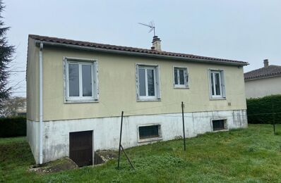 vente maison 96 000 € à proximité de Roumazières-Loubert (16270)