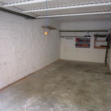 Garage  20000 €