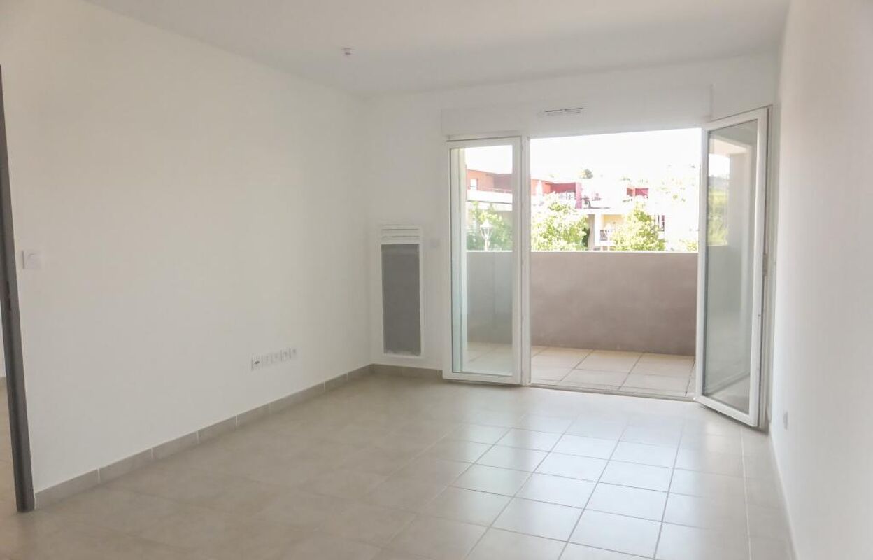 appartement 2 pièces 42 m2 à louer à Aramon (30390)