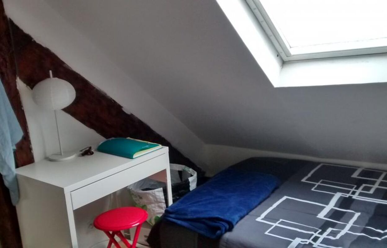 appartement 1 pièces 11 m2 à louer à Paris 10 (75010)