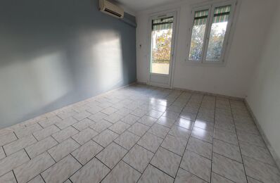 location appartement 800 € CC /mois à proximité de Plan-de-Cuques (13380)