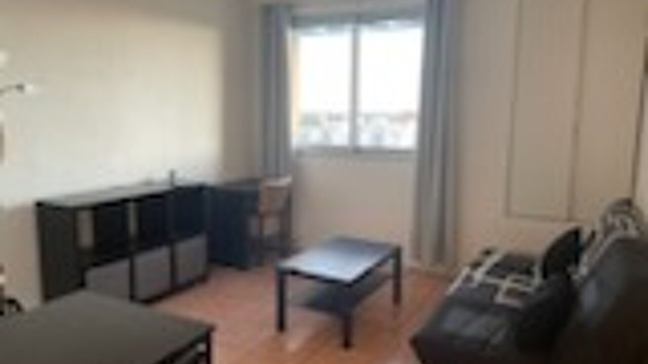 appartement 1 pièces 24 m2 à louer à Nîmes (30000)