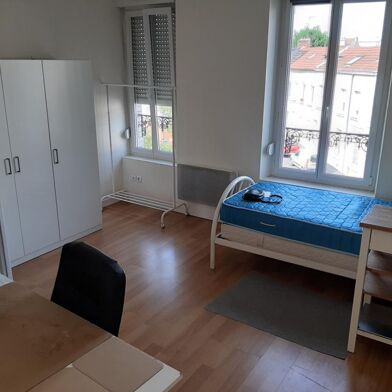 Appartement 1 pièces 490 €