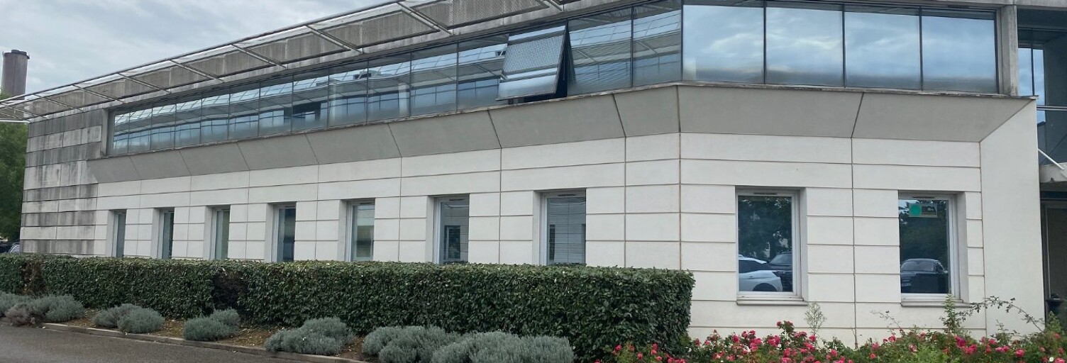 Bureau  175 m² à vendre à Bron (69500)