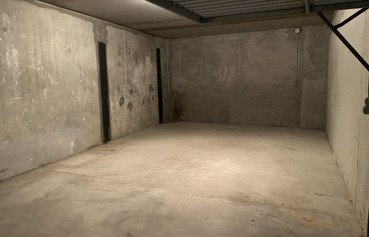 garage  pièces 43 m2 à vendre à Reims (51100)