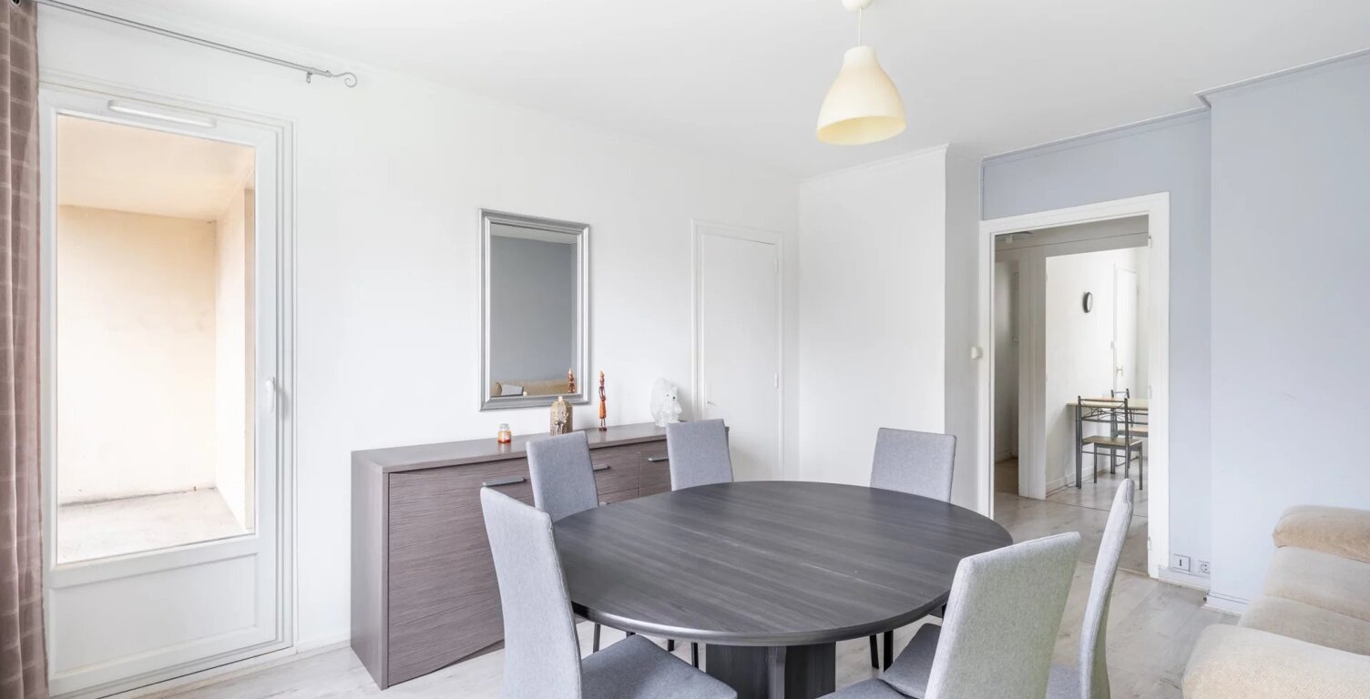 VILLEFRANCHE-SUR-SAÔNE - APPARTEMENT 3 PIECES — photo 1