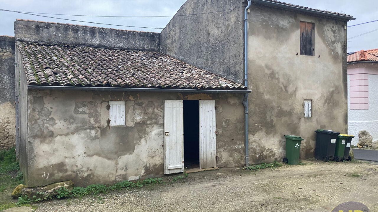 maison 2 pièces 70 m2 à vendre à Saint-Estèphe (33180)