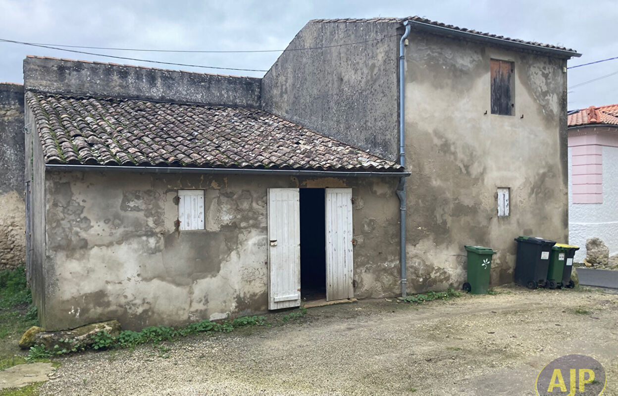 maison 2 pièces 70 m2 à vendre à Saint-Estèphe (33180)