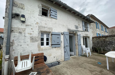 vente maison 220 000 € à proximité de Soulignonne (17250)
