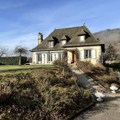 Maison 8 pièces 422000 €