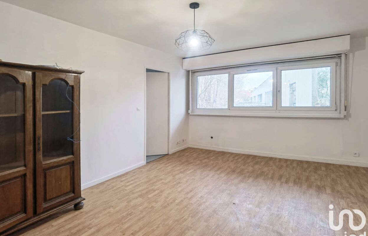 appartement 2 pièces 58 m2 à vendre à La Courneuve (93120)