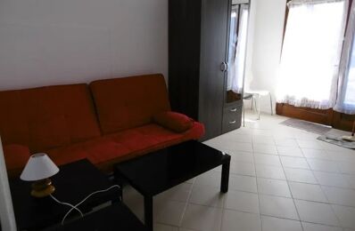 location appartement 500 € CC /mois à proximité de Lussac (33570)