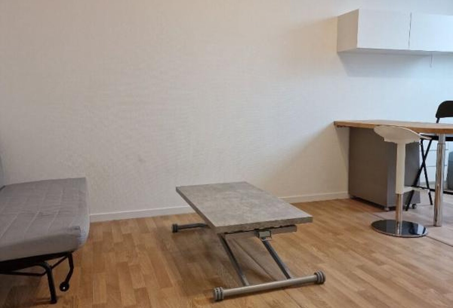 STUDIO renové sans frais d'agence — photo 1
