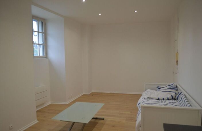 LOCATION : appartement T1 (25 m²) à SAINT PIERRE DES CORPS — photo 5