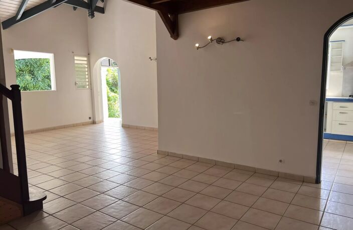 PETIT-BOURG - Maison T5 avec studio — photo 3