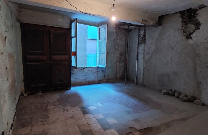 immeuble avec travaux — photo 3