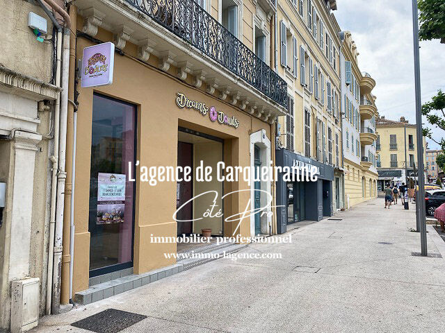 Local commercial 6 pièces  à vendre Hyères 83400