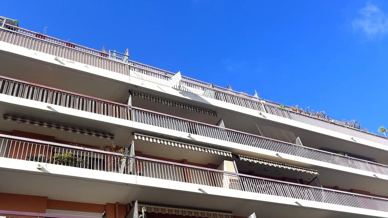 appartement 2 pièces 47 m2 à vendre à Nice (06300)