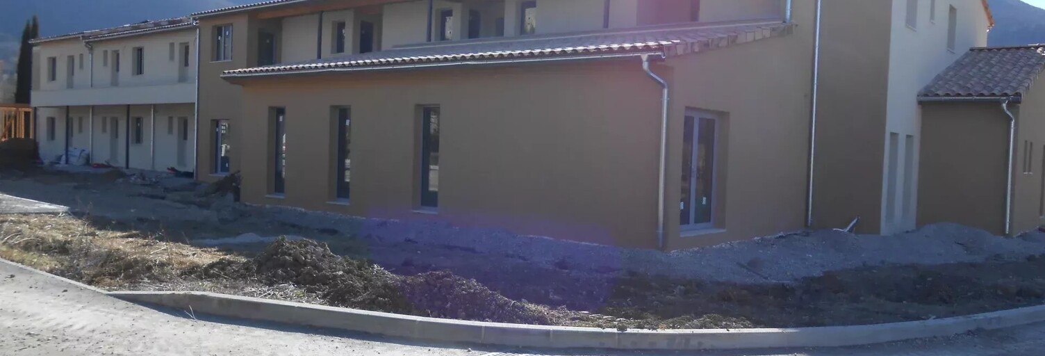 Immeuble  450 m² à vendre à Montbrun-les-Bains (26570)