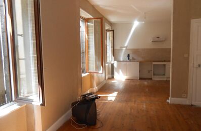 location appartement 640 € CC /mois à proximité de Les Martres-de-Veyre (63730)