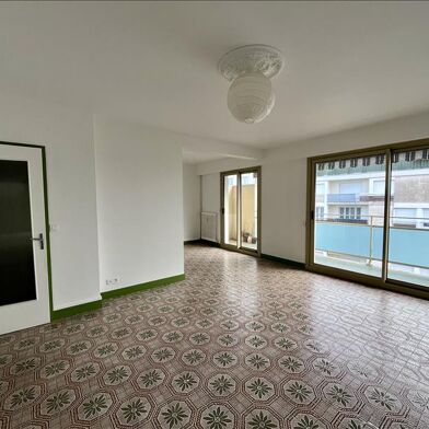 Appartement 4 pièces 118800 €