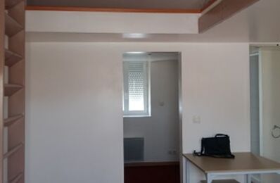 location appartement 470 € CC /mois à proximité de Glisy (80440)