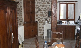 Maison 3 Pièces 70 m² à louer à Camps-la-Source (83170)