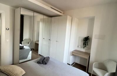 location appartement 1 250 € CC /mois à proximité de Saint-Laurent-du-Var (06700)