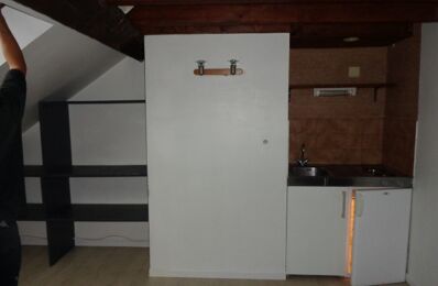 location appartement 350 € CC /mois à proximité de Les Hautes-Rivières (08800)