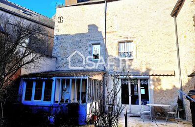vente maison 136 000 € à proximité de Saint-Jean-du-Bois (72430)