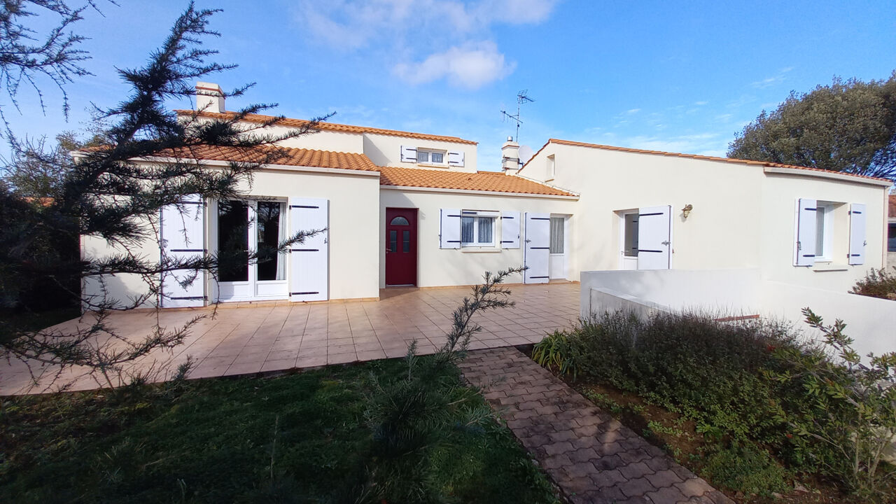 maison 6 pièces 158 m2 à vendre à Olonne-sur-Mer (85340)