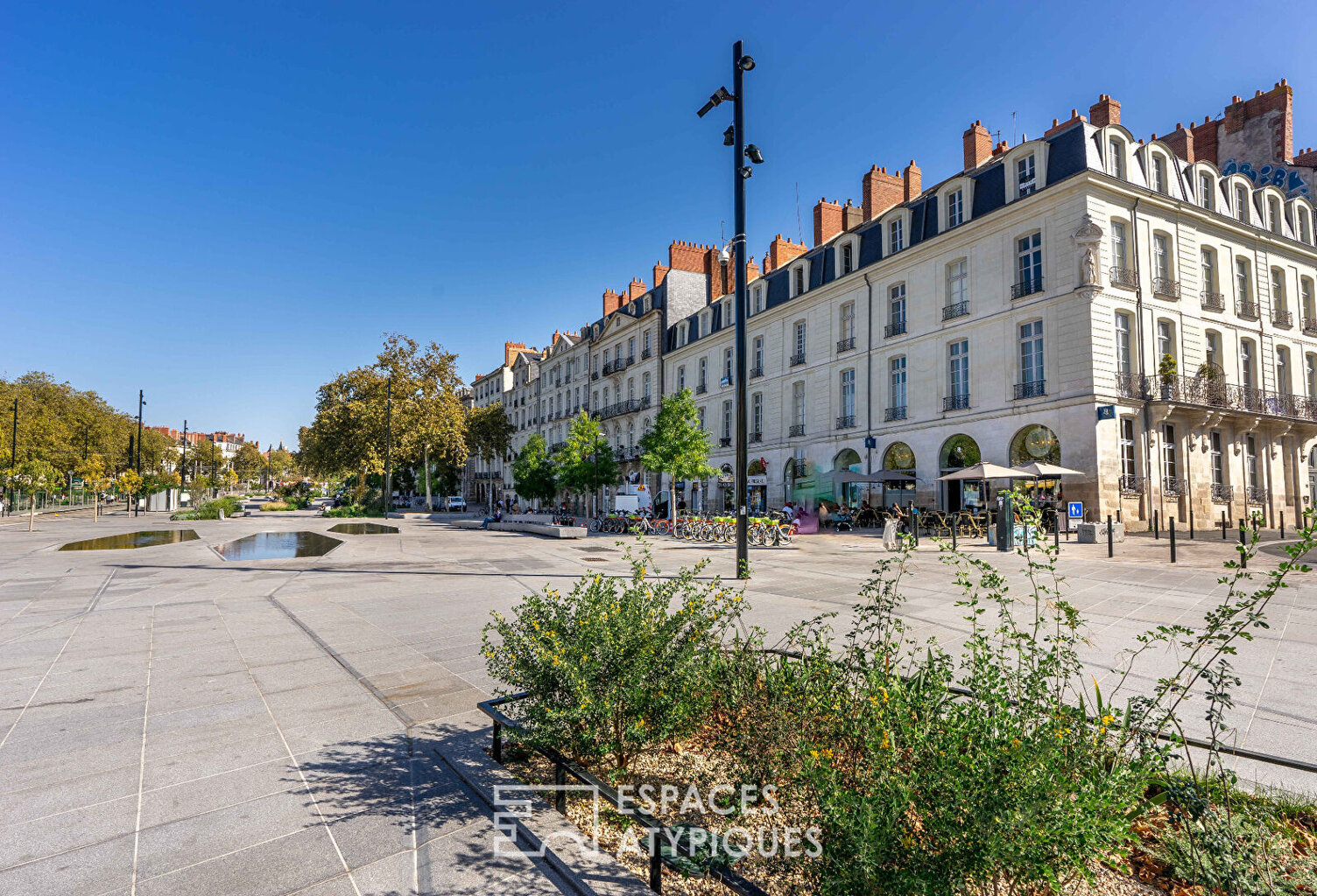 Elegant appartement  XVIII e a avec balcon 1er etage - Nantes... — photo 1