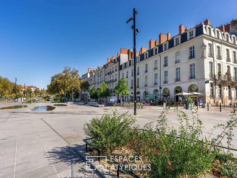 Elegant appartement  XVIII e a avec balcon 1er etage - Nantes... — photo 1