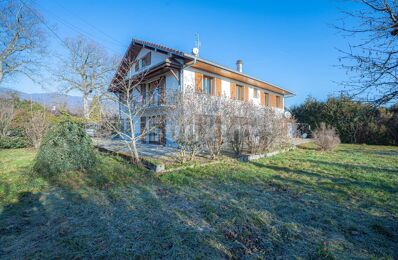 maison 11 pièces 350 m2 à vendre à Divonne-les-Bains (01220)