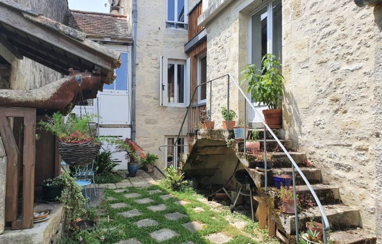 maison 7 pièces 165 m2 à vendre à Pellegrue (33790)