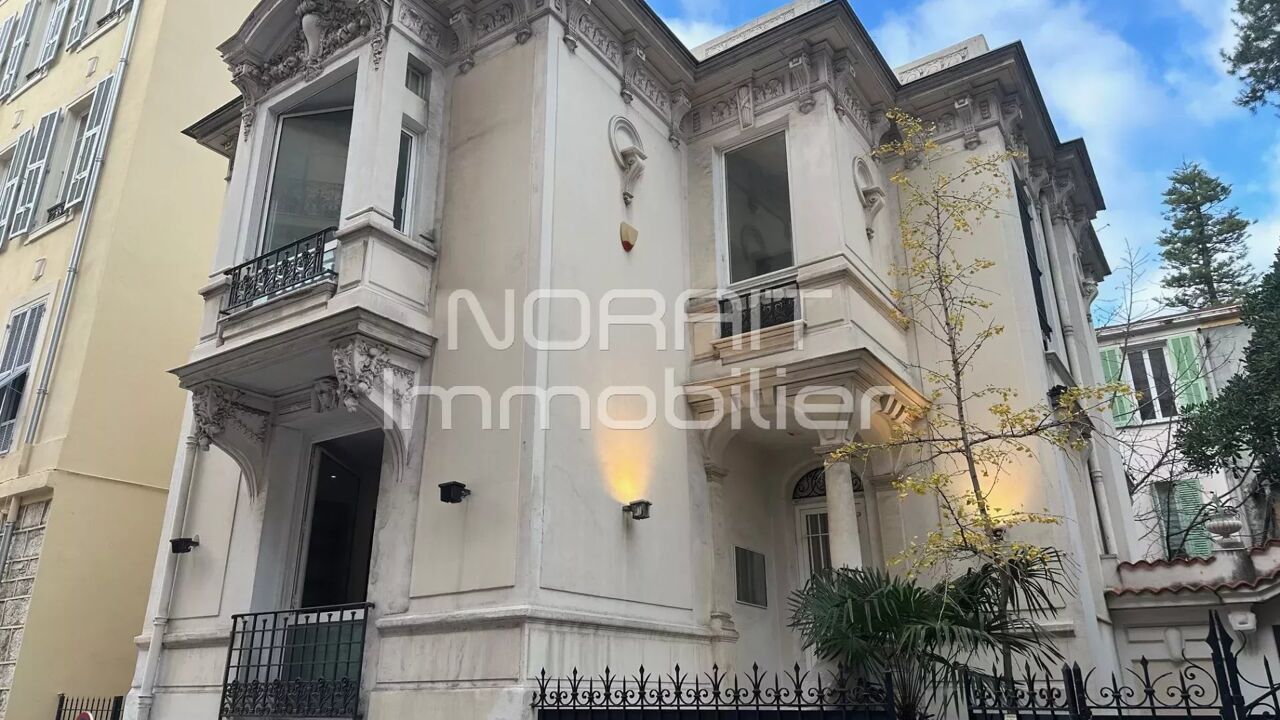 maison 6 pièces 210 m2 à vendre à Nice (06000)