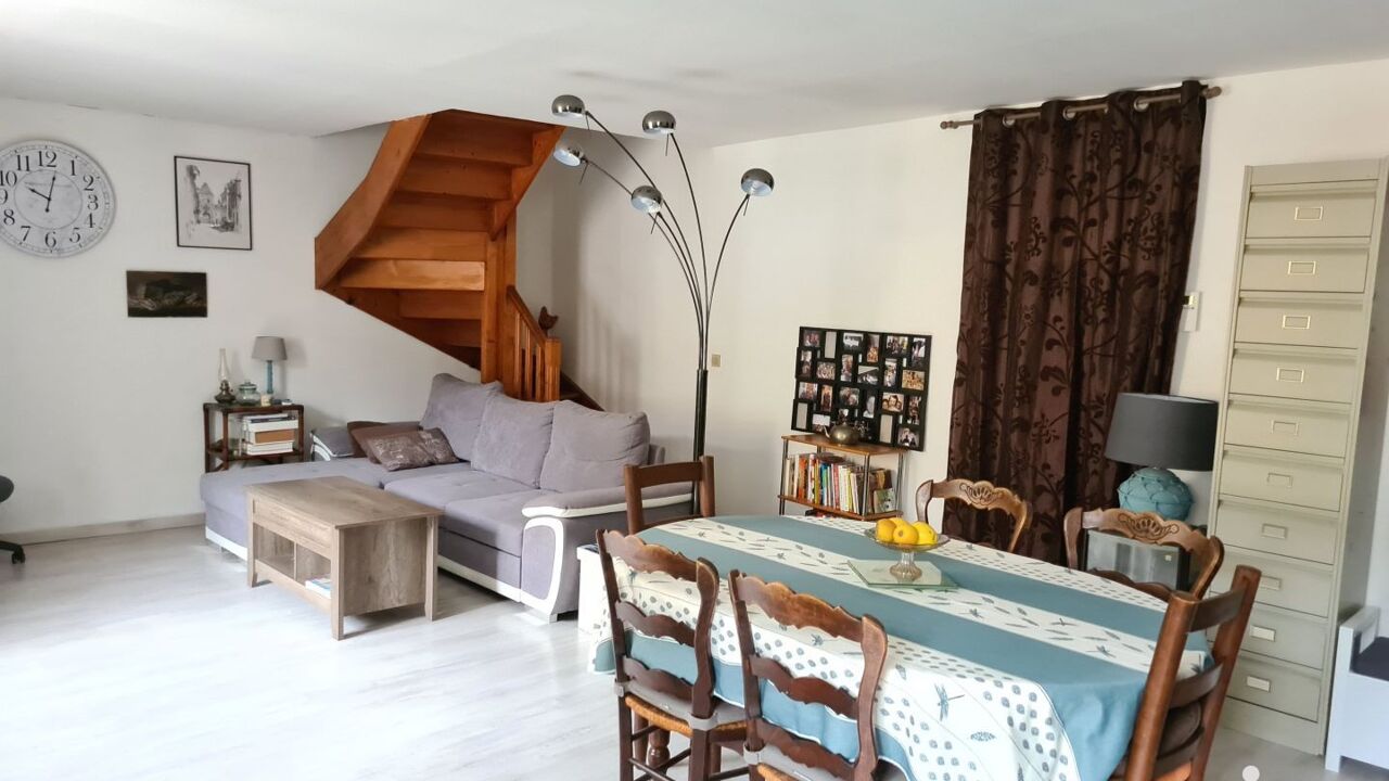 appartement 3 pièces 66 m2 à vendre à La Ferté-Alais (91590)