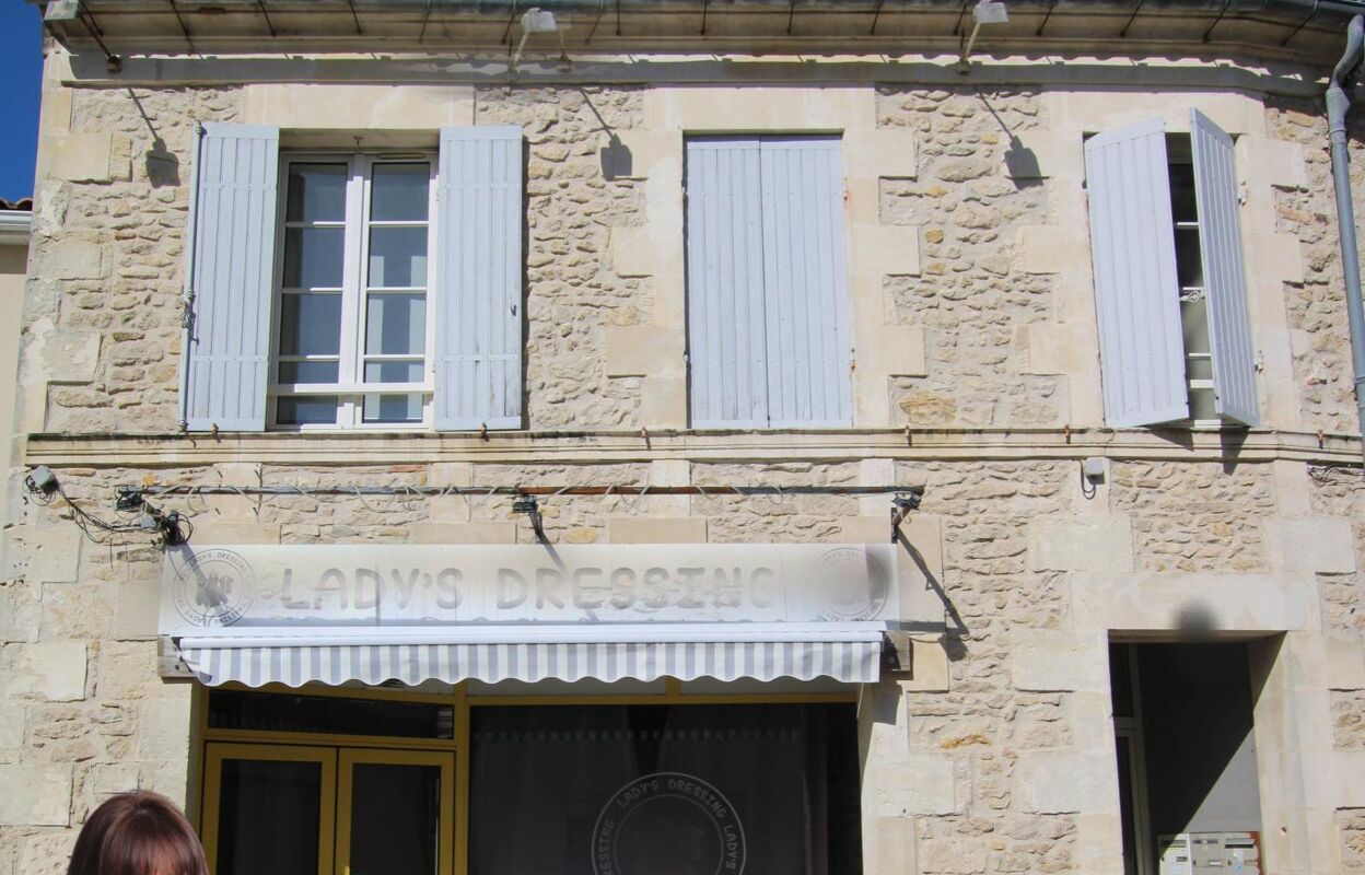 immeuble  pièces 130 m2 à vendre à Saint-Ciers-sur-Gironde (33820)