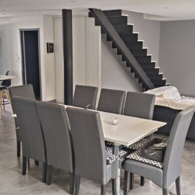 Maison 7 pièces 230 m²