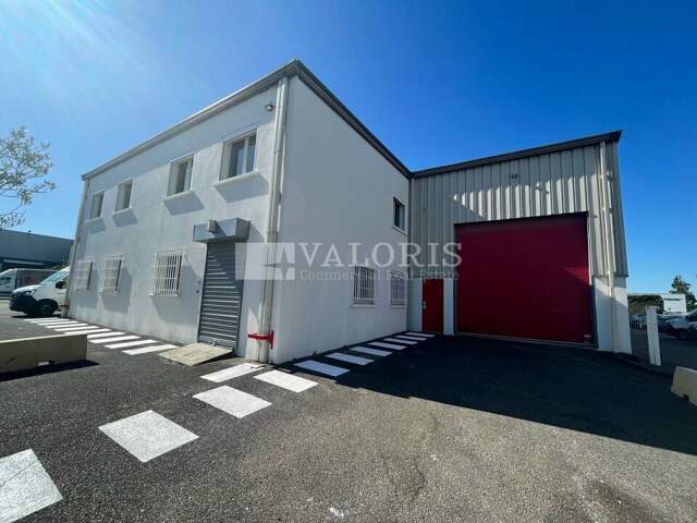 LOCAL D'ACTIVITE - ATELIER à LOUER — photo du bien