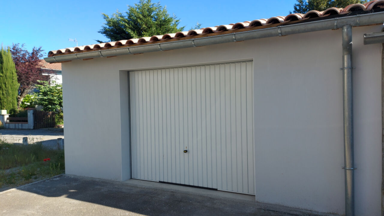 garage  pièces 22 m2 à louer à Montauban (82000)