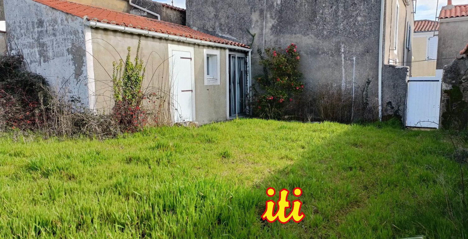 La Chaume 100 m2 à rénover. — photo 1